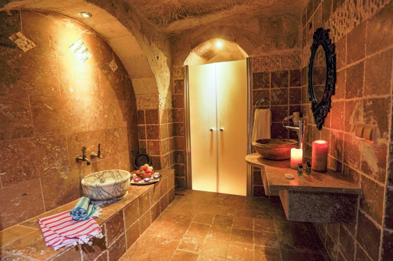אורגופ Sinasos Palace Cave Hotel מראה חיצוני תמונה