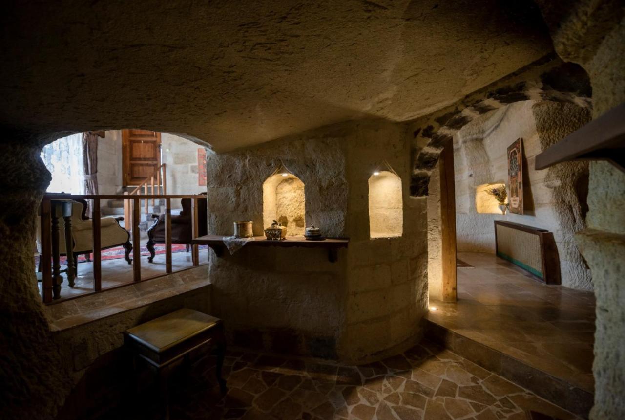 אורגופ Sinasos Palace Cave Hotel מראה חיצוני תמונה