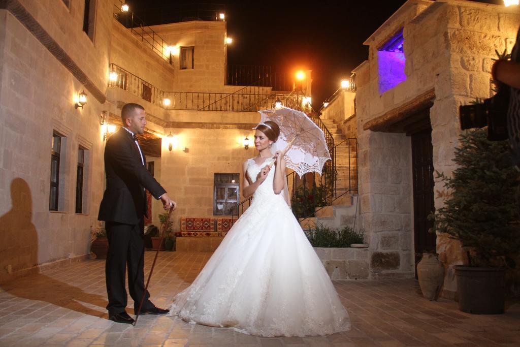 אורגופ Sinasos Palace Cave Hotel מראה חיצוני תמונה