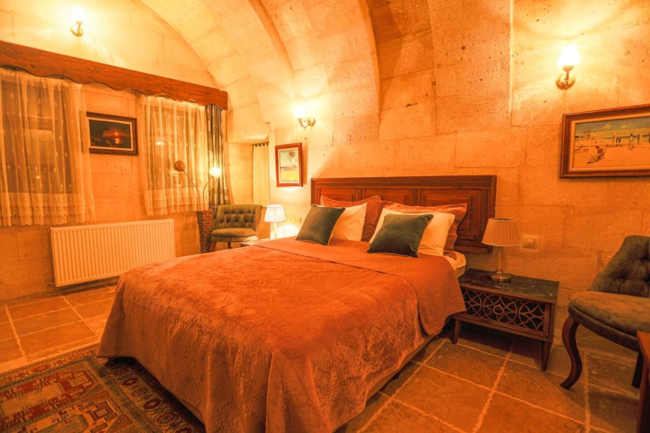 אורגופ Sinasos Palace Cave Hotel מראה חיצוני תמונה
